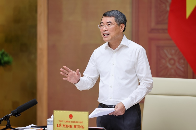 Prime Minister Lê Minh Hưng acknowledged and highly appreciated the Ministry of Construction for its unity, determination, and efforts in implementing assigned tasks with a large workload, high requirements, and time pressure, achieving many important results - Photo: VGP/Nhật Bắc